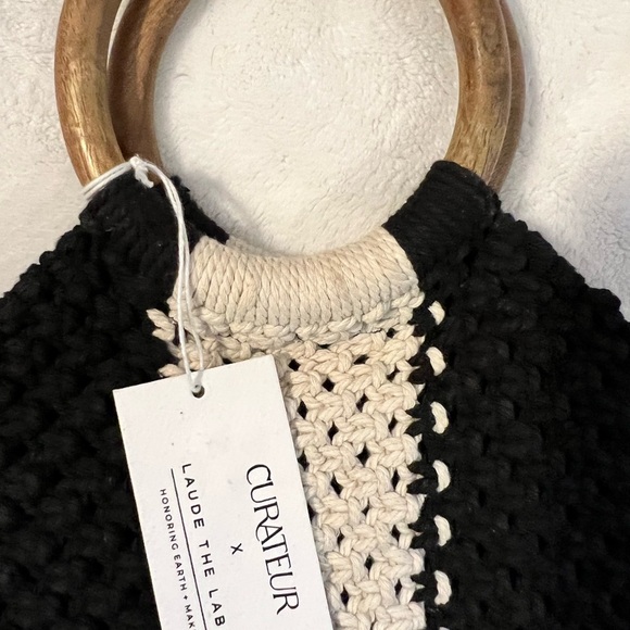 Crater Black and White Macrame Purse - Picture 2 of 5